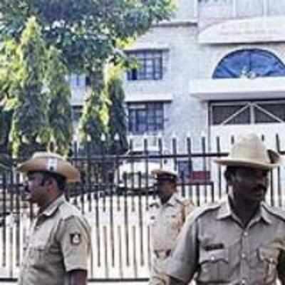 Mobiles in Parappana Agrahara jail will become silent soon