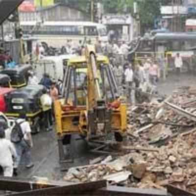 Encroachments around Andheri Subway cleared