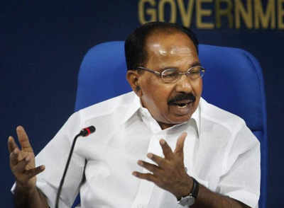 CNG prices to be cut by about Rs 15/kg in Delhi: Veerappa Moily