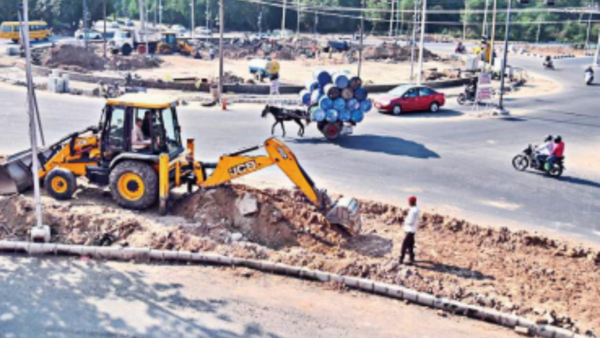 Chandigarh getting 1st modern roundabout, but poles on road raise accident risk