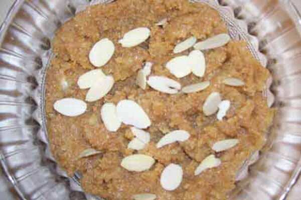 Recipe: Badam ka halwa