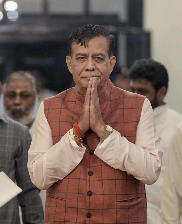 All citizens are bound by the Constitution of India, says Mahana