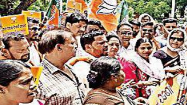 Farmers protest delay in release of Sason canal water