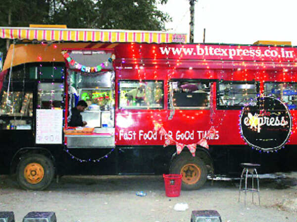 Food trucks roll out in Raipur
