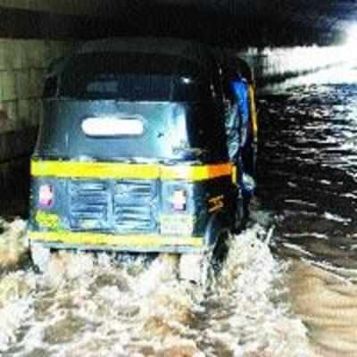 City motorists, pedestrians hassled by waterlogged Airoli and Vashi subways