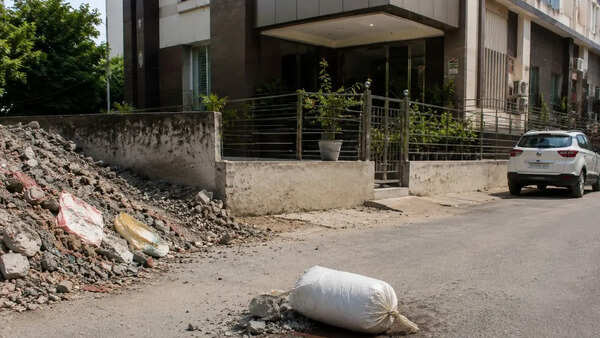 Auto showroom manager killed after debris sack thrown from hotel hits him in Lucknow