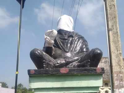 Tamil Nadu: Social reformer Periyar EV Ramasamy's statue vandalised in Kancheepuram