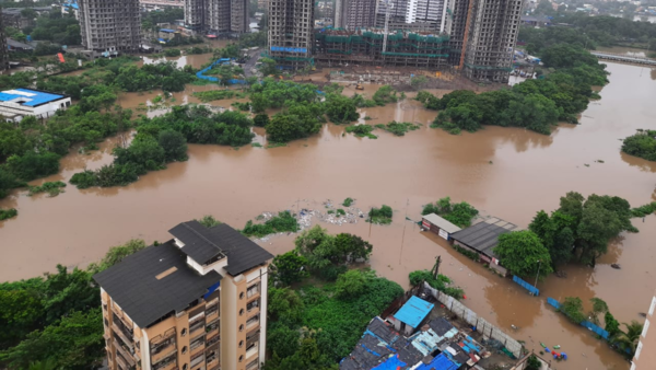 KDMC temporarily suspends water supply in Kalyan-Dombivli; Shahad bridge closed