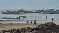 Cyclone Nisarga: Trains diverted as storm nears landfall 