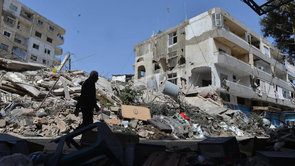 US Iran War News Live Highlights: 10 killed as Israel pounds Lebanon with fresh overnight strikes