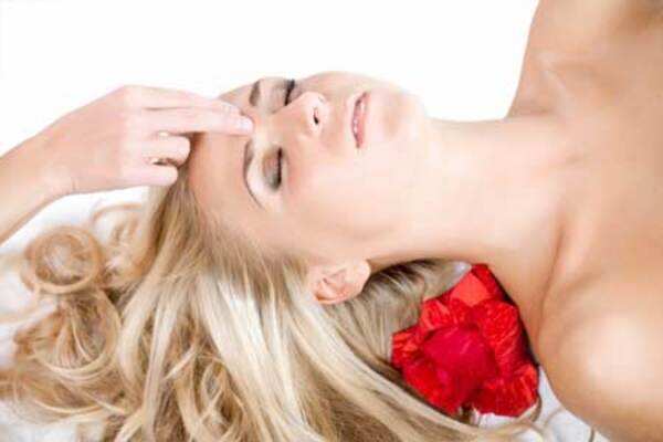Four-oil hair recipe for shiny locks