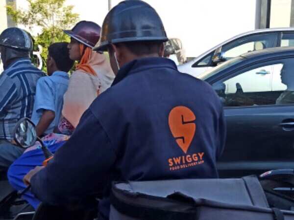 SoftBank’s Vision Fund may put $400-$500 million in Swiggy