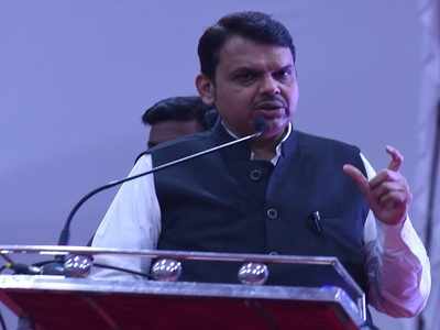 CM Devendra Fadnavis directs officials to help drought-hit districts within 48 hours