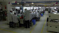 Apple vendors, Samsung line up for mobile production 