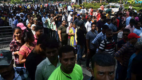 Nearly 1 in 3 Indians middle class, to double in 25 years: Report
