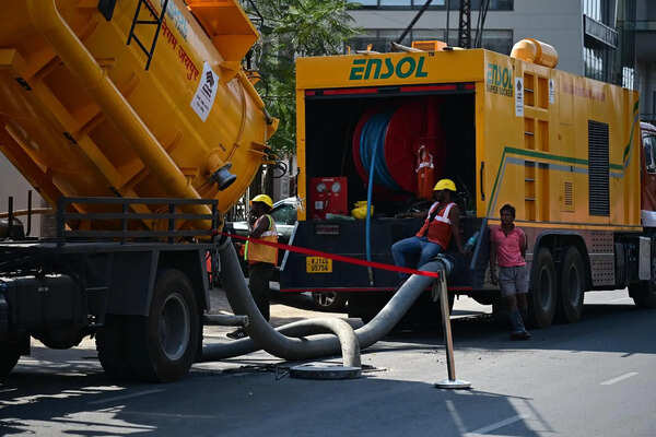 HC seeks govt reply on use of robotic tech for sewer cleaning