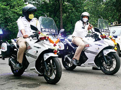 Superfast patrolling