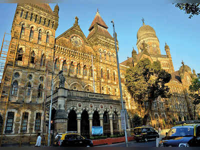 Man tries to commit suicide inside BMC HQ