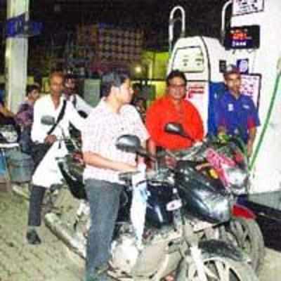 Yet another hike in petrol prices angers satellite city residents