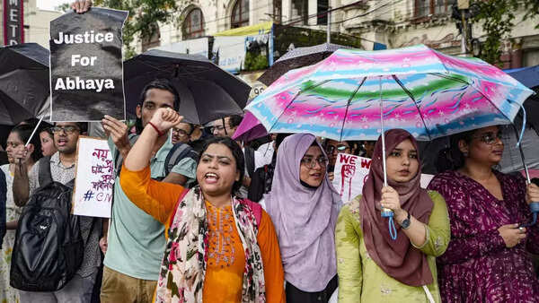 Killed in own hospital: Doctor with a conscience, who grew up in hardship, was looking forward to Durga Puja