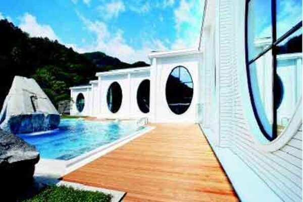 Therapeutic, thermal springs of Switzerland