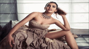 Happy Birthday Hebah Patel: Hot-as-hell photos of the 'Kumari 21F ...