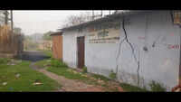 Land subsidence in Kenduadih, cracks appear in three houses