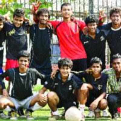 Sports buffs participate at open f'ball event in Panvel