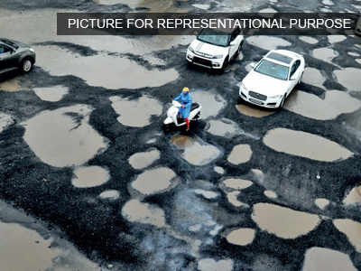 Roads free of potholes the least govt can do: HC