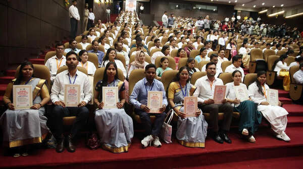 Candidates thank CM for fair recruitment process