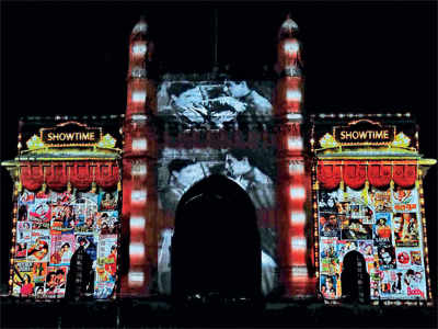 Mumbai celebrates August 15 with lasers