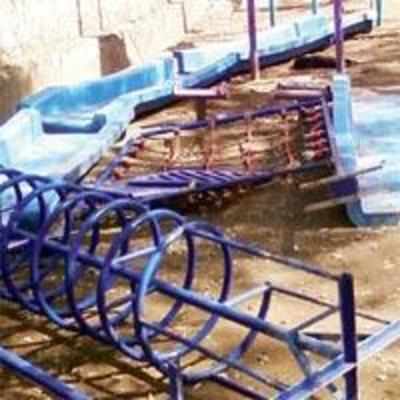 Babus '˜steal' Thane park from couples, children
