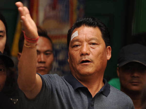 Bimal Gurung takes stir out of Bengal, sparks fresh crisis
