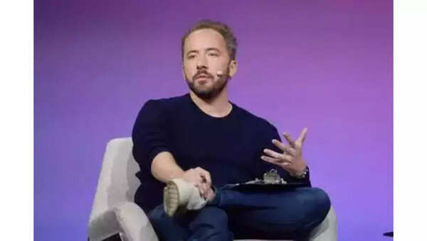 Dropbox CEO Drew Houston on his plans to step down from his role after nearly two decades: ‘I think my 18-year-old self would be…