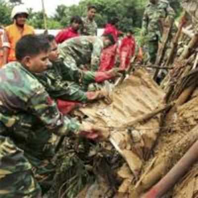 90 dead, 2,00,000 stranded in Bangla landslides, floods