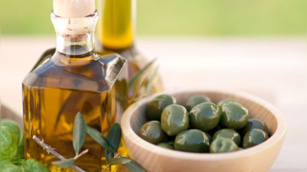 Olive hair oil for winters