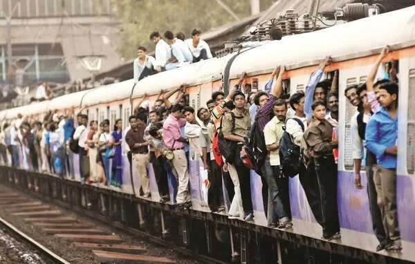 Man rescued from train’s roof