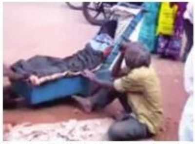 Telangana: Man pushes dead wife on cart for 80 km