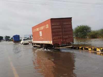 Maharashtra floods: National Highway 4 now partially open for traffic