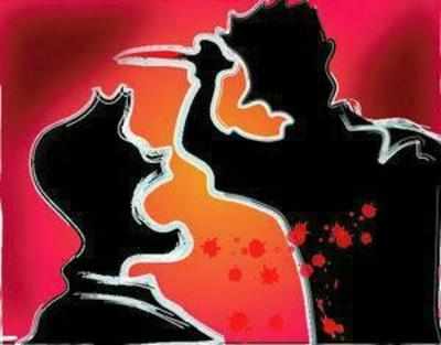 Man objects public kissing in Parel, gets stabbed
