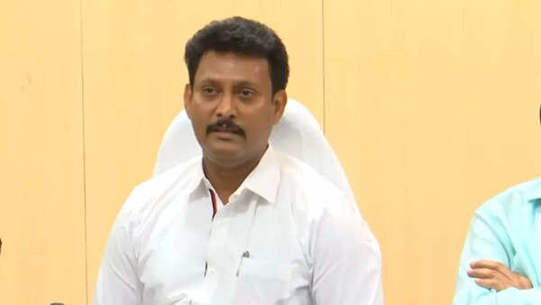 'Spiritual' speech row: Committee to determine school programmes to be formed, says Tamil Nadu minister