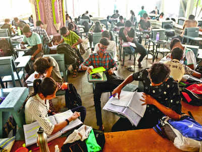 Conmen capitalise on exam fever