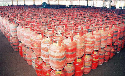 LPG price hiked by Rs 86; pinches common man’s pockets