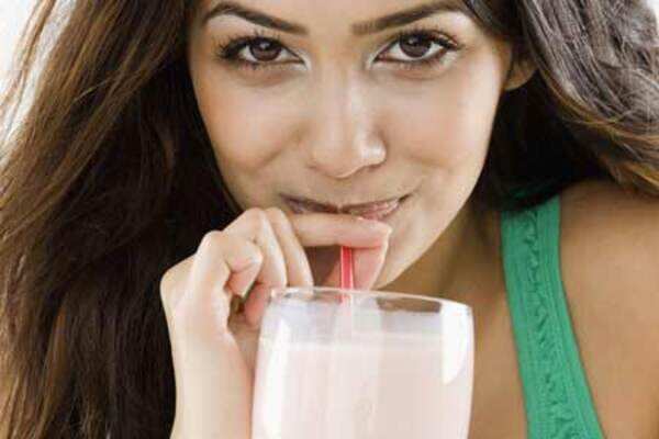 Make your own thandai at home