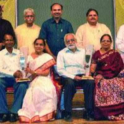 Five couples felicitated with Nagar-Ratna award