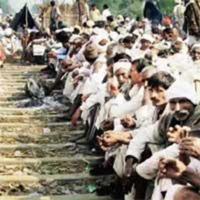 Gujjar agitation enters 7th day, talks fail to break impasse