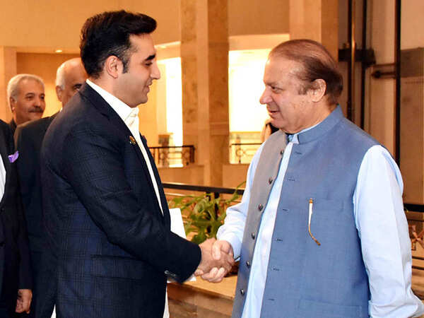 Pakistan’s all-party meet lashes out at India, talks political unity