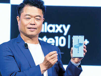 Samsung now manufactures premium smartphones in India