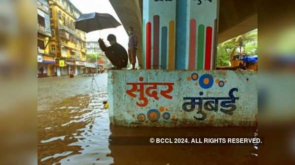 Parel Hindmata flooded