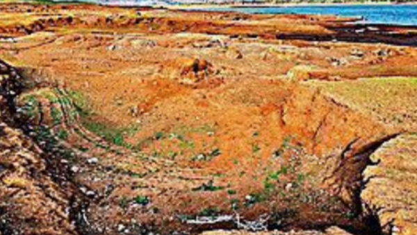 Four Bengal workers feared dead in Dhanbad illegal mine collapse